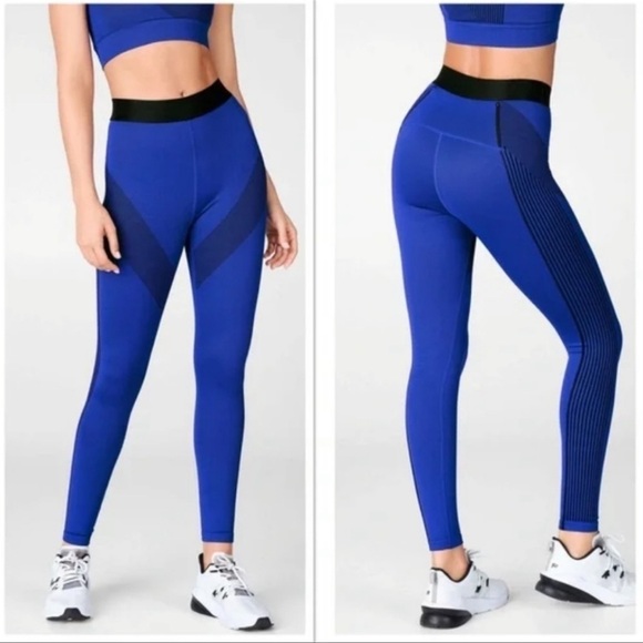 Fabletics Women’s Ultra High Waisted Seamless Sprint Leggings Size S Lapis Black - Picture 1 of 9